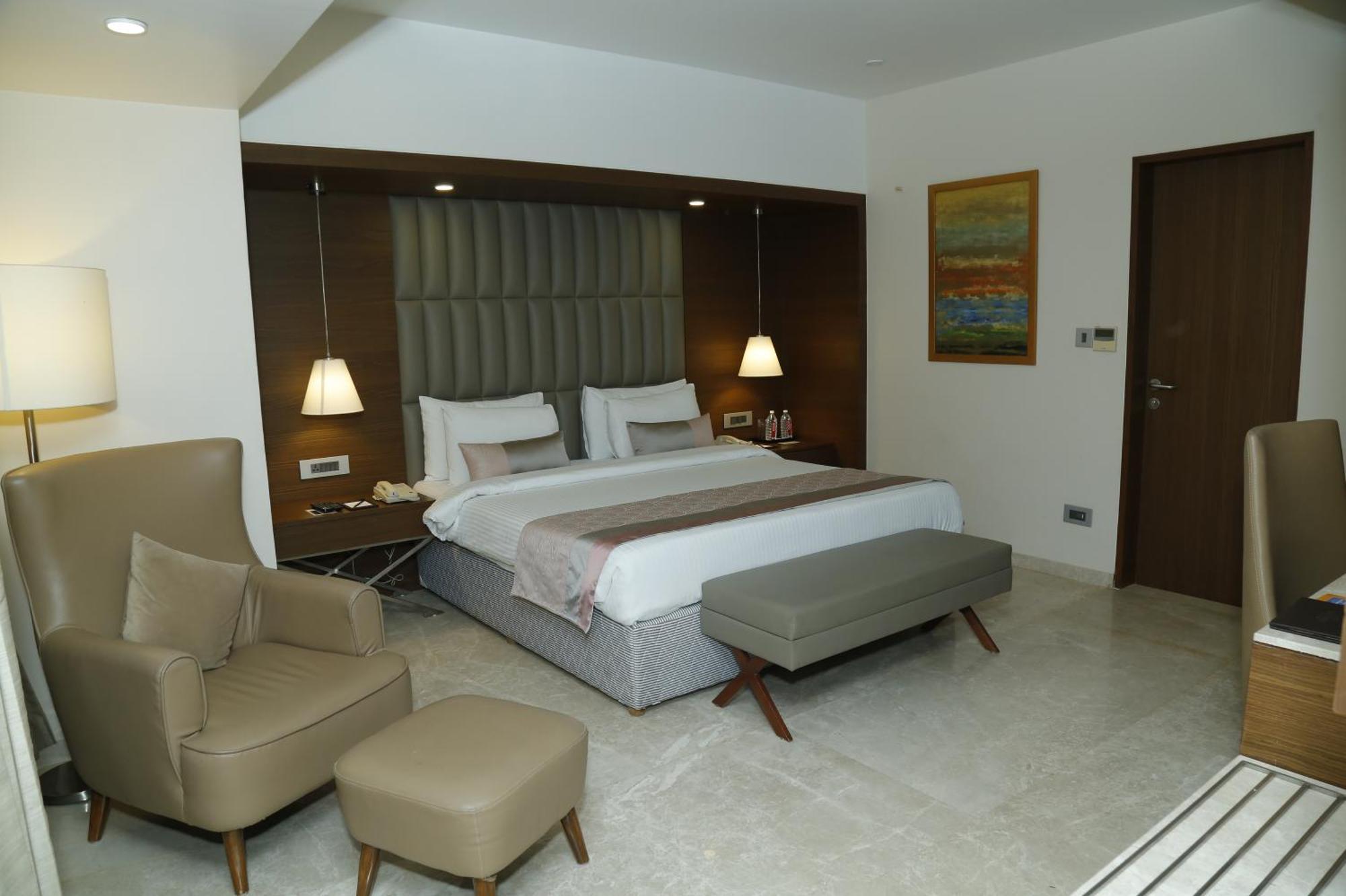 Sarovar Portico Rivera Ahmedabad Eksteriør billede