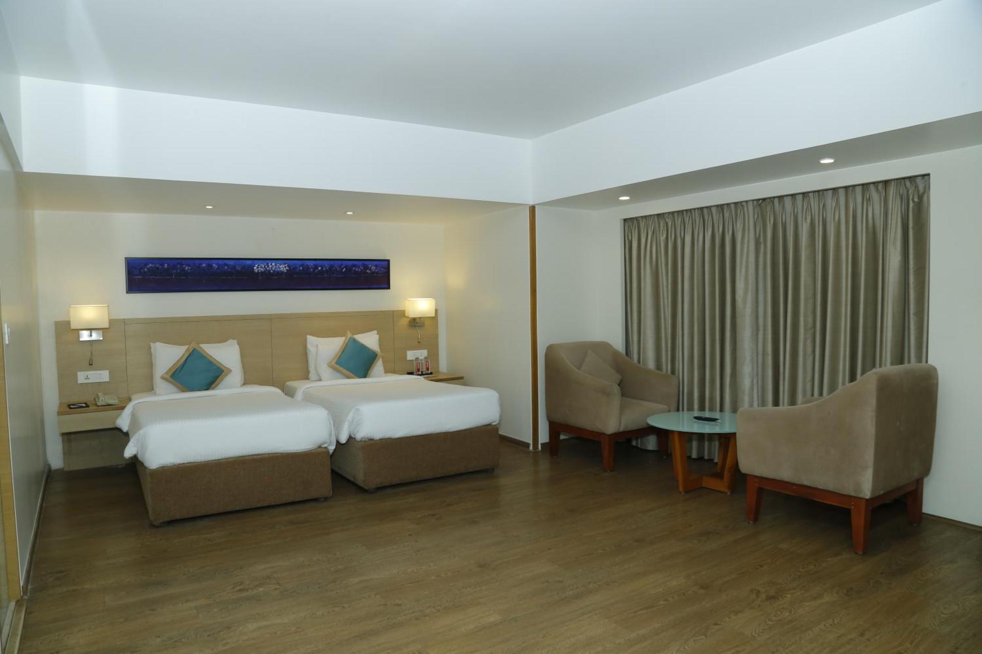 Sarovar Portico Rivera Ahmedabad Eksteriør billede