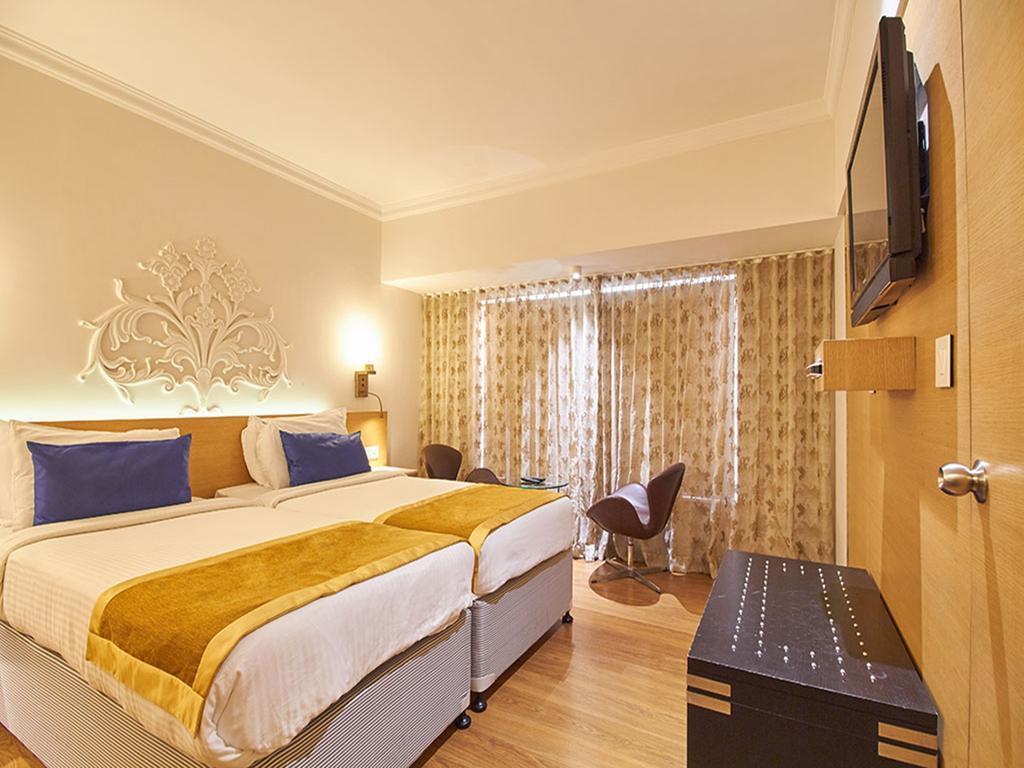Sarovar Portico Rivera Ahmedabad Eksteriør billede