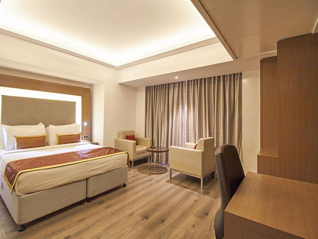 Sarovar Portico Rivera Ahmedabad Eksteriør billede