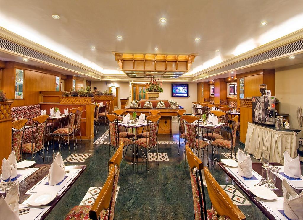 Sarovar Portico Rivera Ahmedabad Eksteriør billede