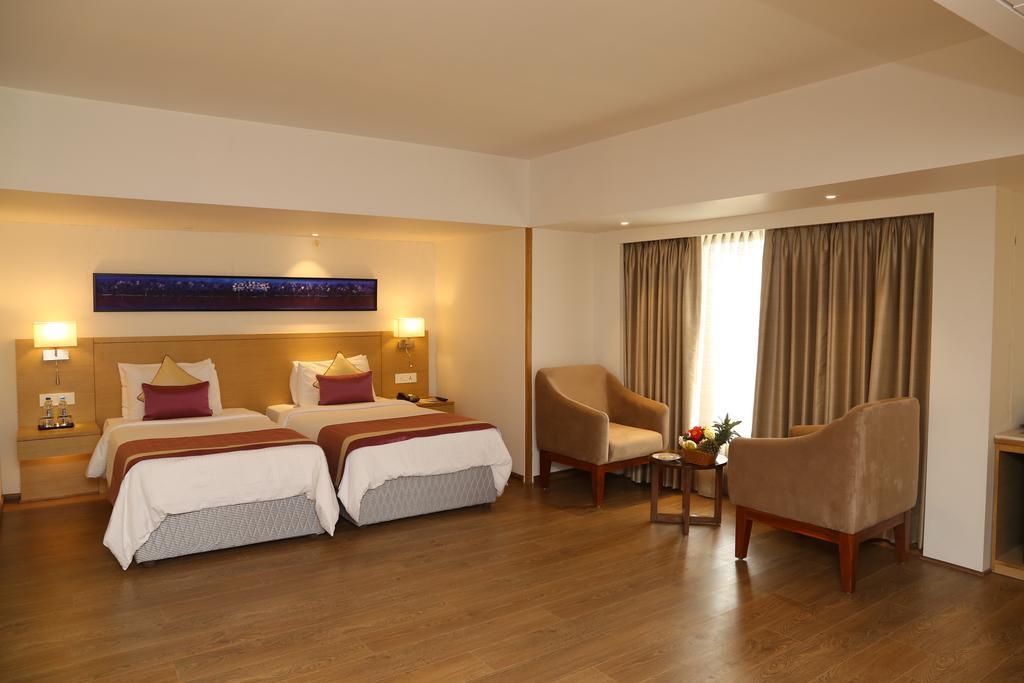 Sarovar Portico Rivera Ahmedabad Eksteriør billede