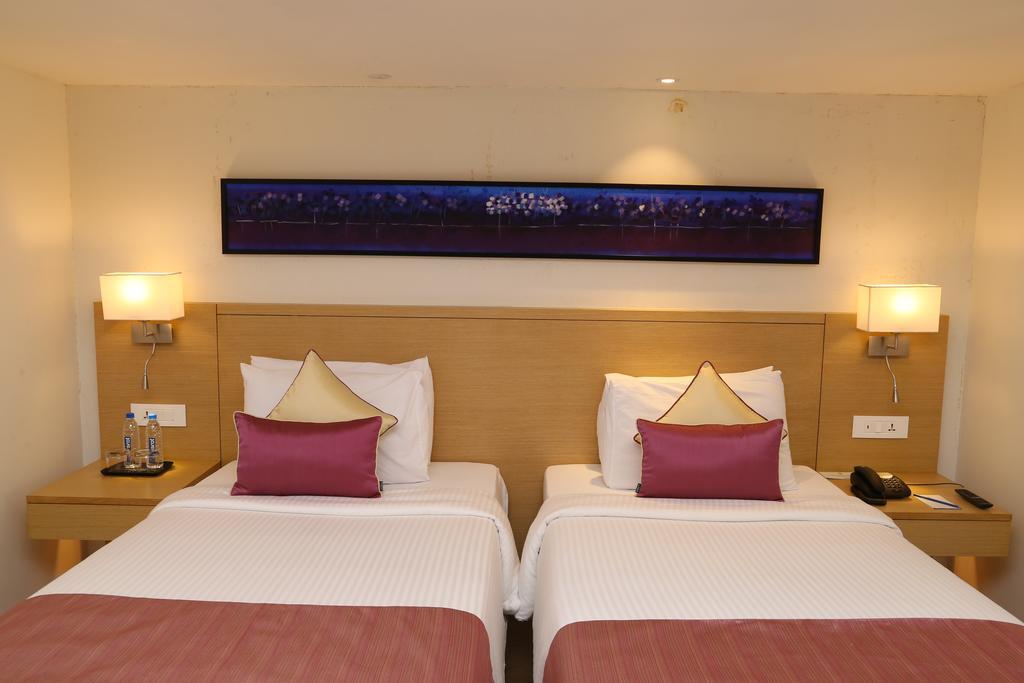 Sarovar Portico Rivera Ahmedabad Eksteriør billede