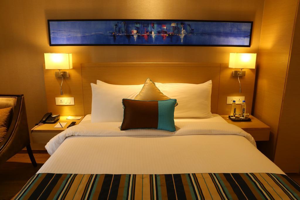 Sarovar Portico Rivera Ahmedabad Eksteriør billede