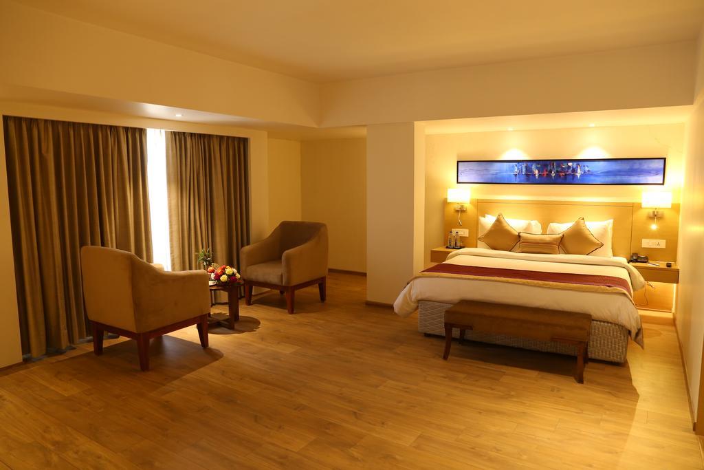 Sarovar Portico Rivera Ahmedabad Eksteriør billede