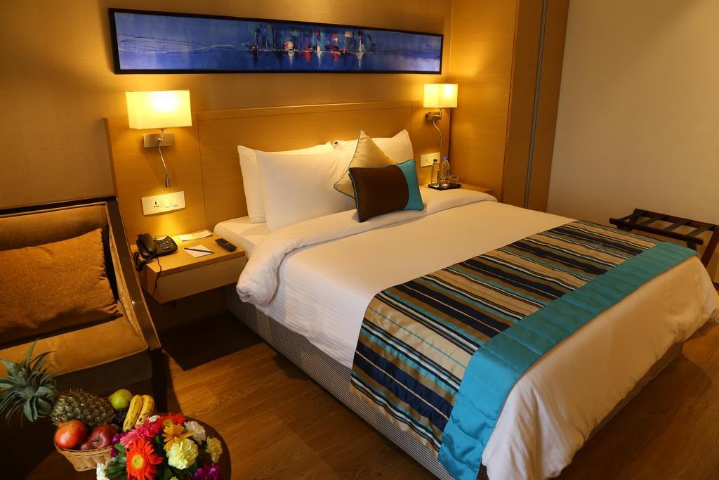 Sarovar Portico Rivera Ahmedabad Eksteriør billede