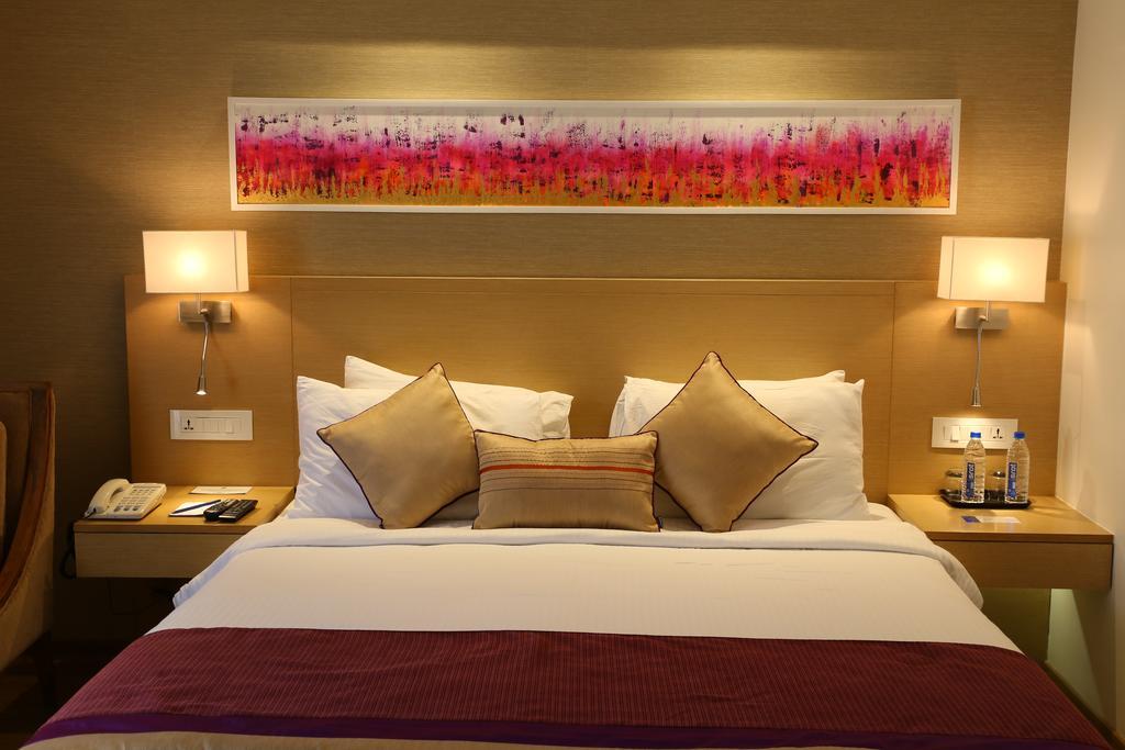 Sarovar Portico Rivera Ahmedabad Eksteriør billede