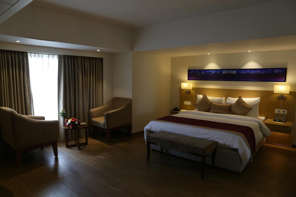 Sarovar Portico Rivera Ahmedabad Eksteriør billede